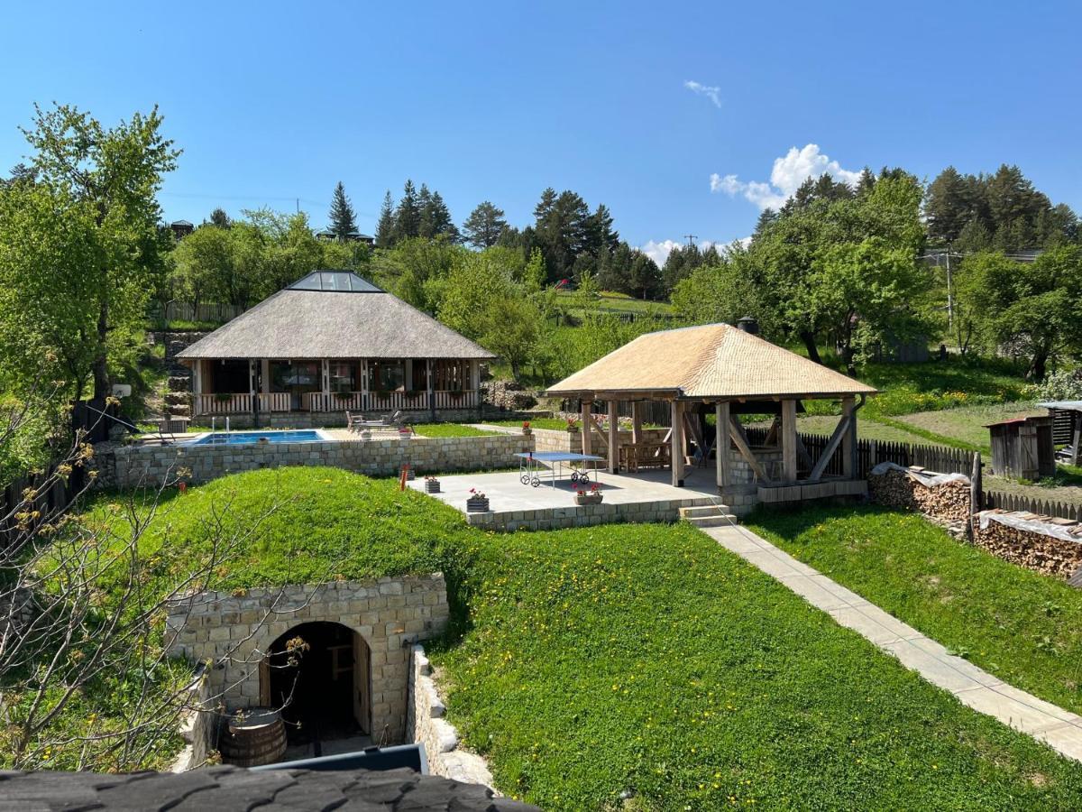 Villa Casa Thymus à Soveja Extérieur photo